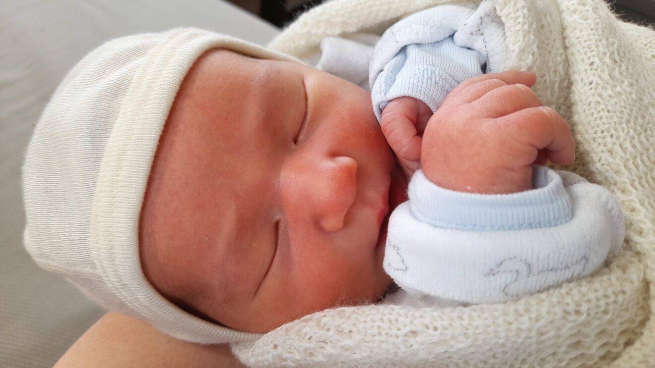 natuurlijke_kraamzorg_baby_warmtezorg
